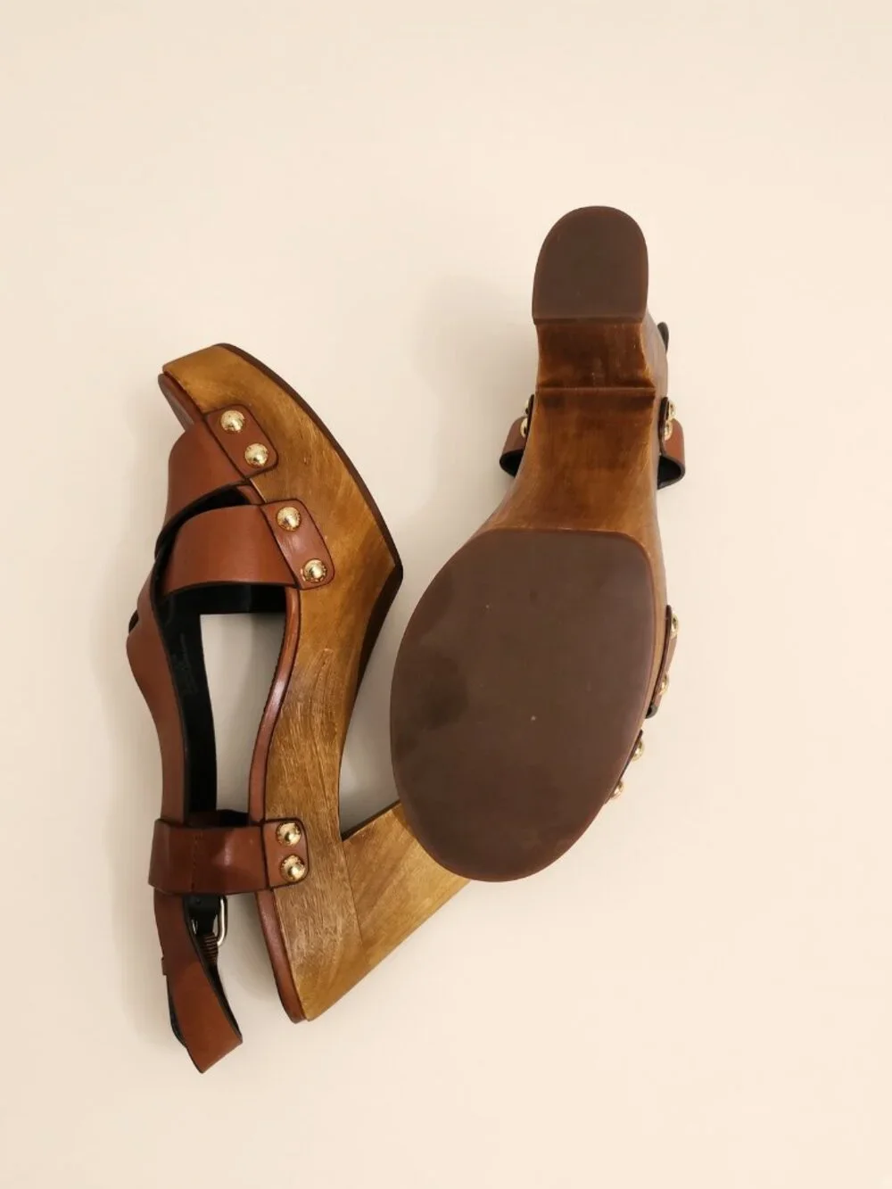 Coach Adessa Cognac Leather Wood Platform Sandals Size 8 Gold Studs